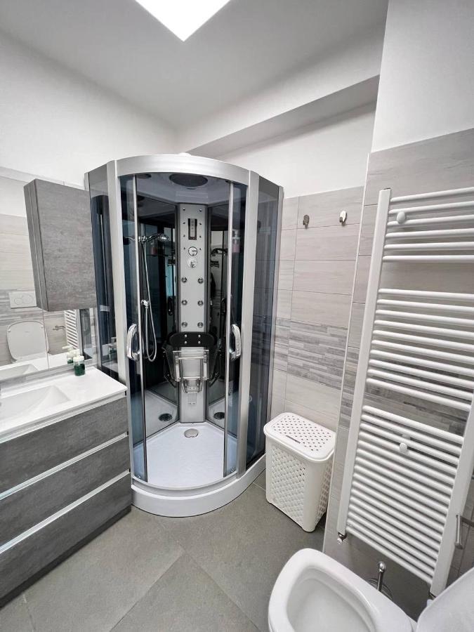 コッレーニョModern Loft Center Of Turin + Jacuzzi 30M Metroアパートメント エクステリア 写真