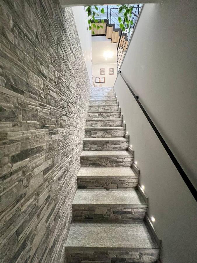 コッレーニョModern Loft Center Of Turin + Jacuzzi 30M Metroアパートメント エクステリア 写真