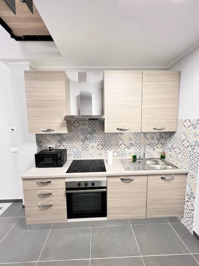 コッレーニョModern Loft Center Of Turin + Jacuzzi 30M Metroアパートメント エクステリア 写真
