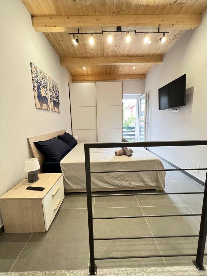 コッレーニョModern Loft Center Of Turin + Jacuzzi 30M Metroアパートメント エクステリア 写真